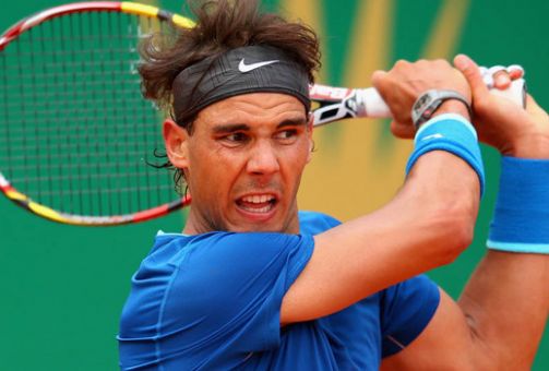 Balle de service de Rafael Nadal