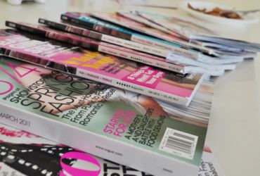 pile-of-magazines-fashion