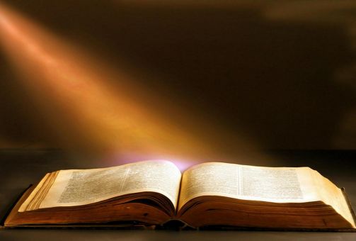 Nombre de pages de la Bible